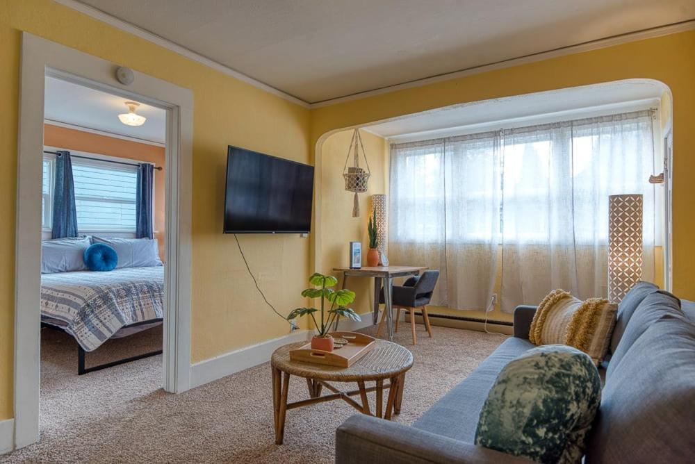 #Stayinmydistrict Heritage House Apt Кус-Бей Екстер'єр фото